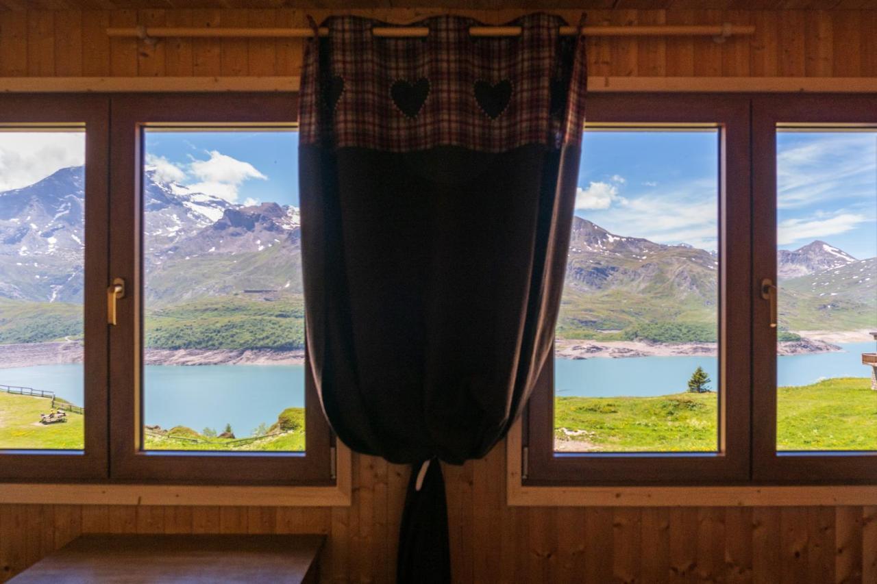 Les Roches Blanches Hotell Lanslebourg-Mont-Cenis Exteriör bild